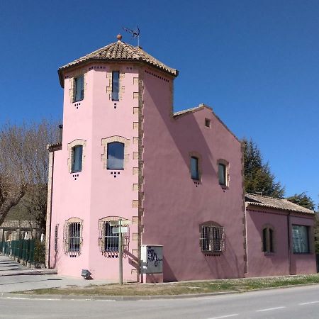 Апартаменты Torre De La Ferreria Tona Экстерьер фото