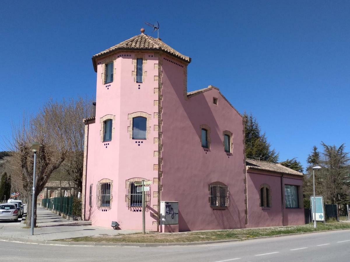 Апартаменты Torre De La Ferreria Tona Экстерьер фото